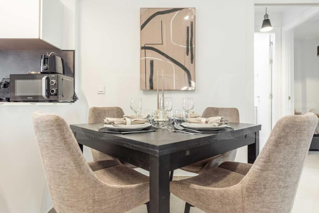 Modern Apartment With Patio & Parking By Rems Μάλαγα Εξωτερικό φωτογραφία
