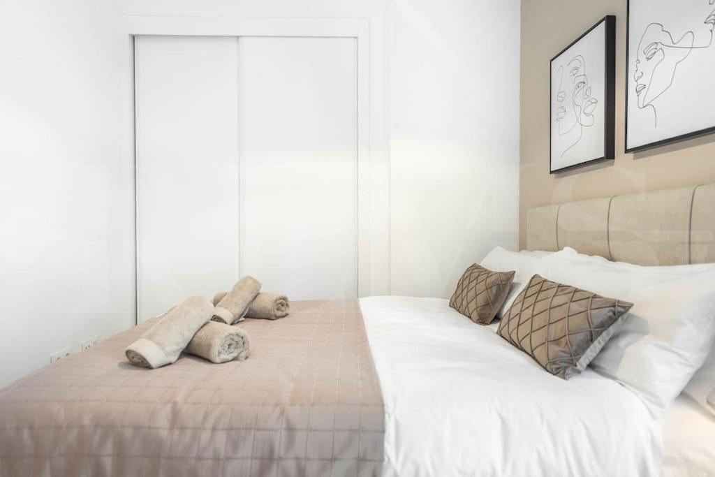 Modern Apartment With Patio & Parking By Rems Μάλαγα Εξωτερικό φωτογραφία